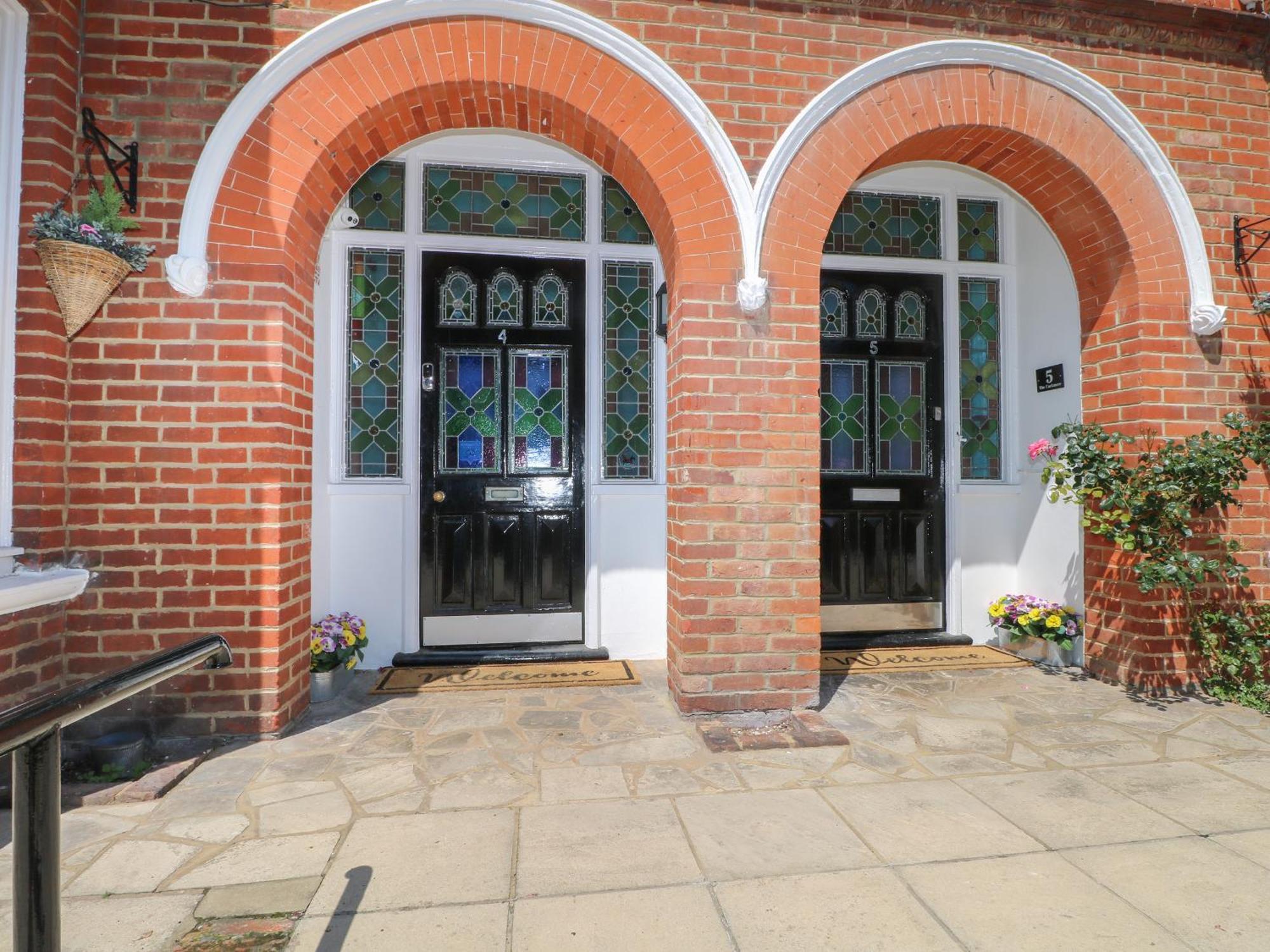 8 The Cuckmere * Seaford